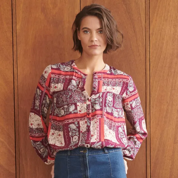 Blúzka s dlhými rukávmi a patchwork potlačou