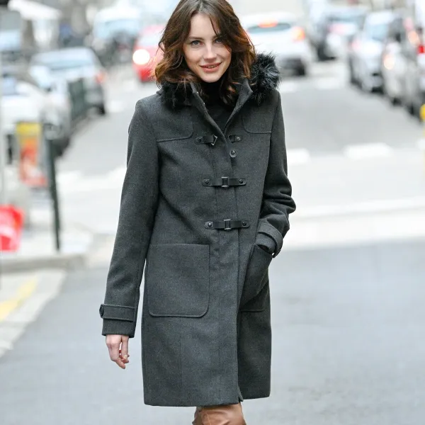 Jednofarebný kabát duffle-coat s kapucňou