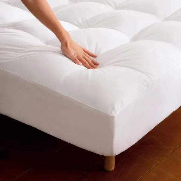 Napínací vrchný matrac z mikrogélu Colas Normand®, hĺbka rohov 30 cm