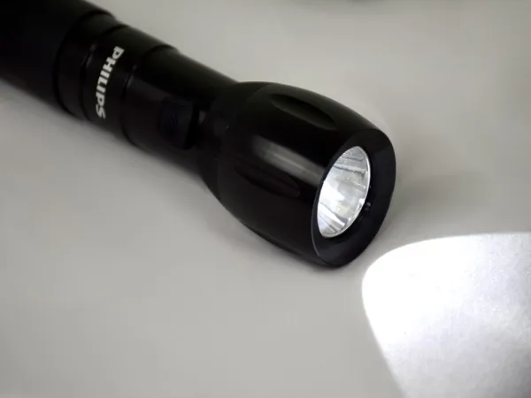 LED baterka Philips