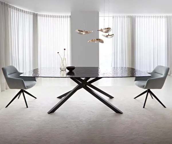 DELIFE Jedálenský stôl Edge zaoblený 240x120 reliéfne sklo dymovo čierna 3D dizajn krížová podstava hranatý čierna