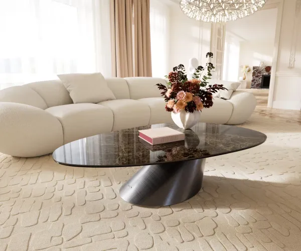 DELIFE Konferenčný stolík Edge oválny 140x75 cm keramika Laminam® Emperador Extra Lucidato tmavohnedá Conis metalická strieborná