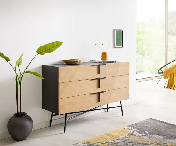 DELIFE Komoda Mikkusu 140 cm bambus prírodná mango čierna 6 zásuviek kov čierna