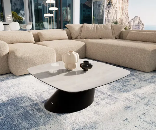DELIFE Konferenčný stolík Edge zaoblený 90×90 cm keramika onyx šampanské Conis kov čierna