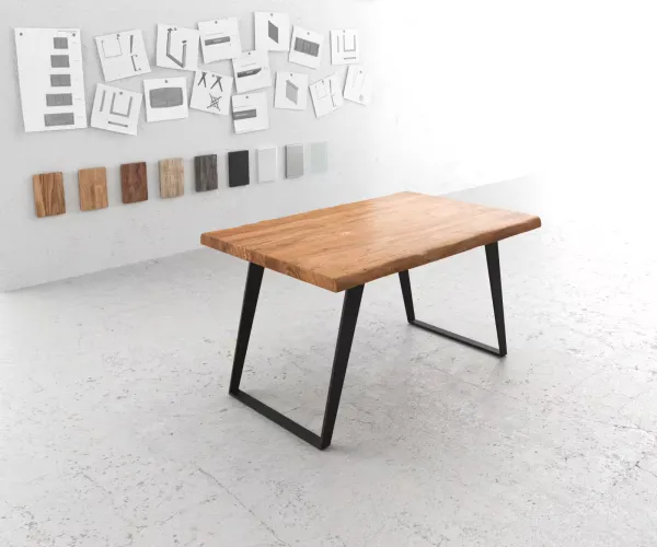 DELIFE Jedálenský stôl Edge 140x90 XL akácia prírodná kov šikmý Live-Edge