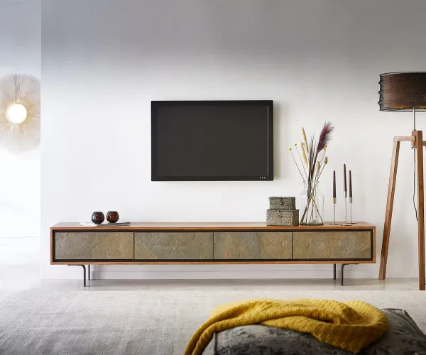 DELIFE TV stolík Juwelo 220 cm akácia prírodná s kamennou dyhou 4 dvierka