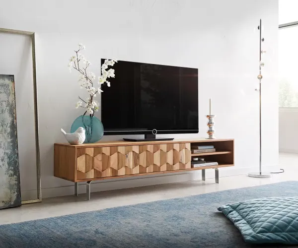 DELIFE TV stolík Fevo 160 cm akácia prírodná 2 dvierka podstava v tvare L