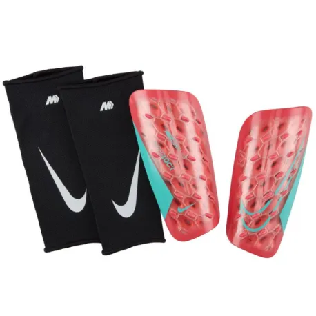 Futbalový chránič NIKE Mercurial Lite SuperLock (SP55)(52)