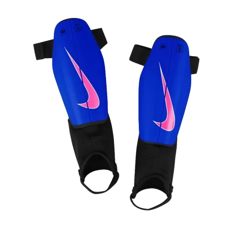 Futbalový chránič NIKE Y NK CHRG GRD SU23