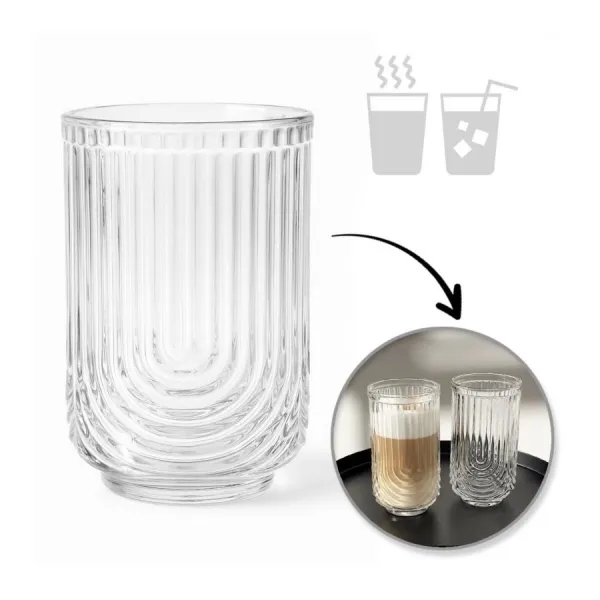 Vysoký vrúbkovaný sklenený pohár - 420 ml v akcii
